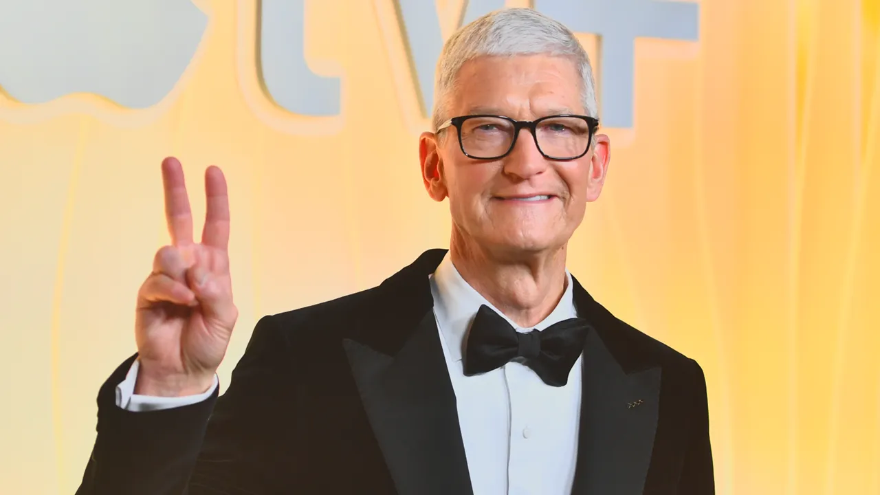 Cook steps down: ternus takes the helm at apple