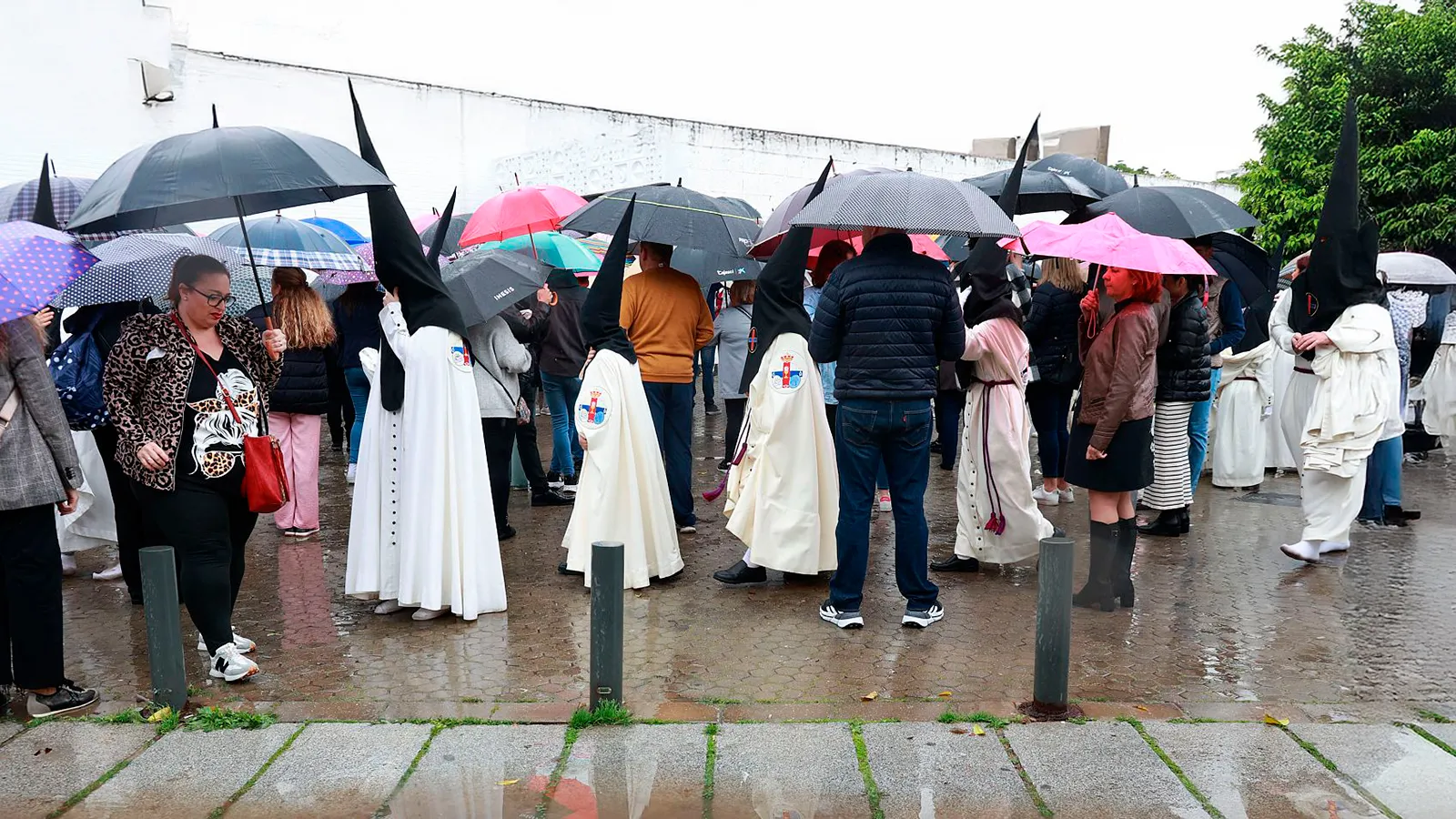 Don't trust your phone's weather app this easter